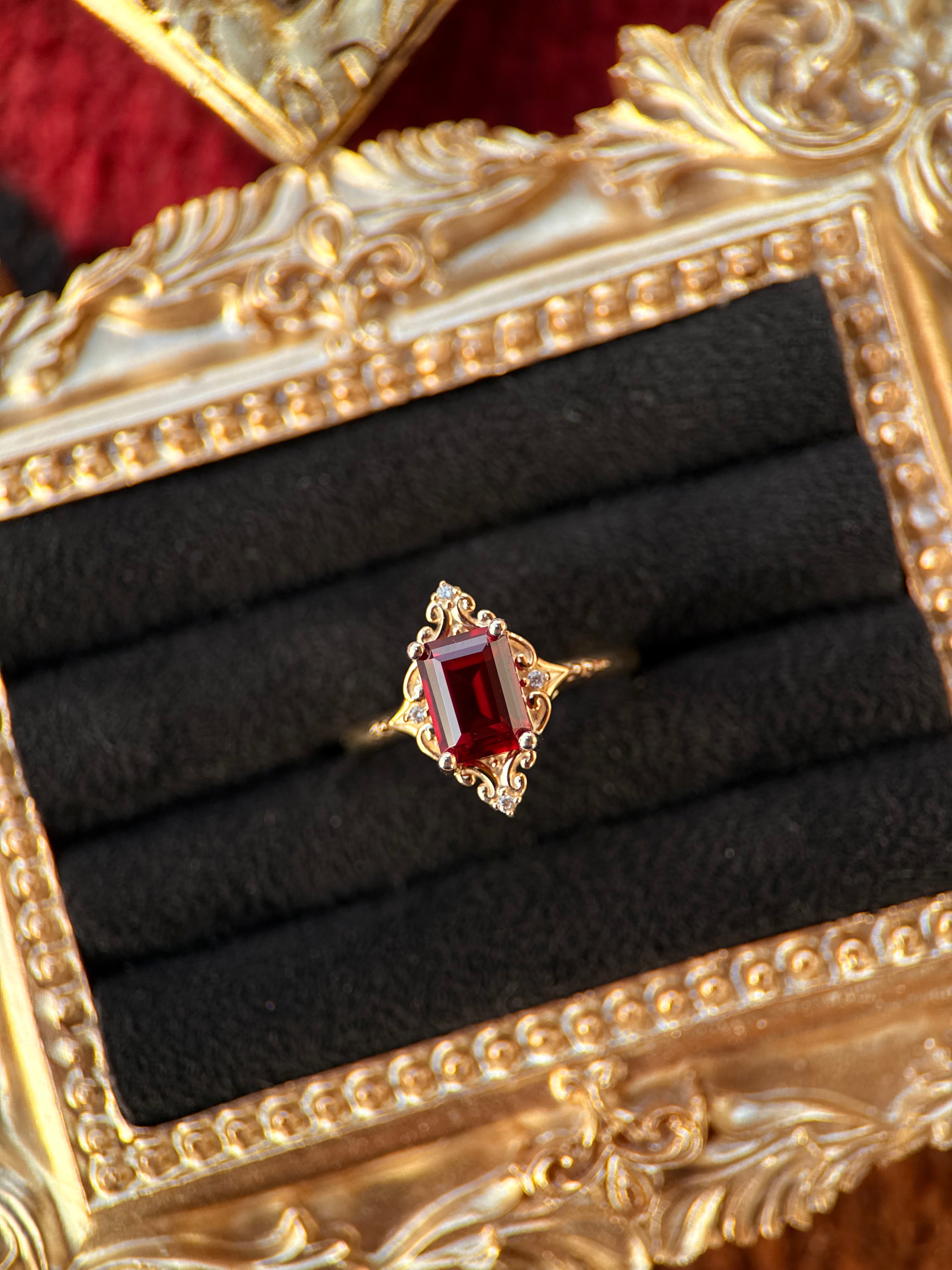 10K YELLOW GOLD 8X6 GARNET.