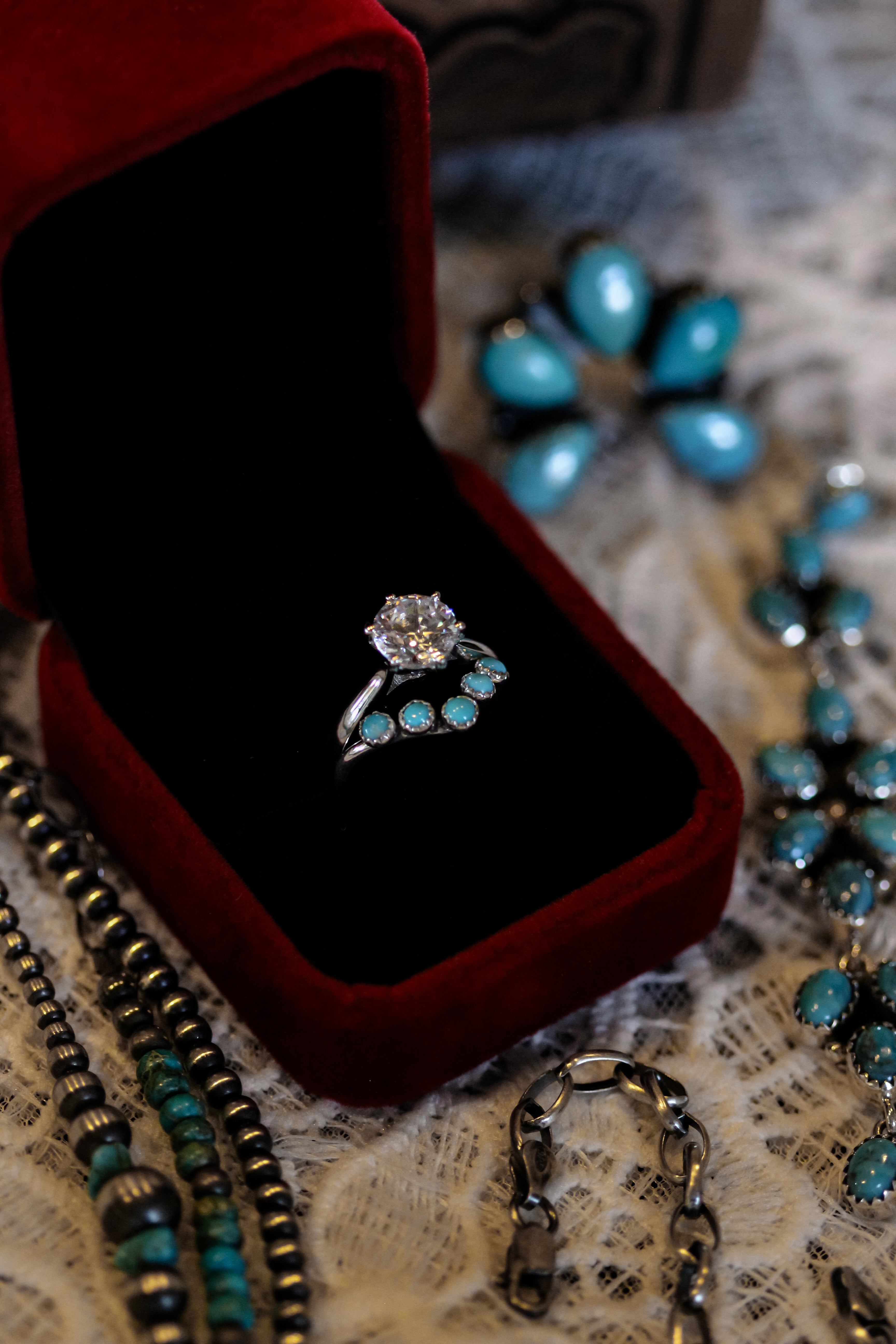 ORIGINAL ROUND SOLITAIRE THREE RING SET.