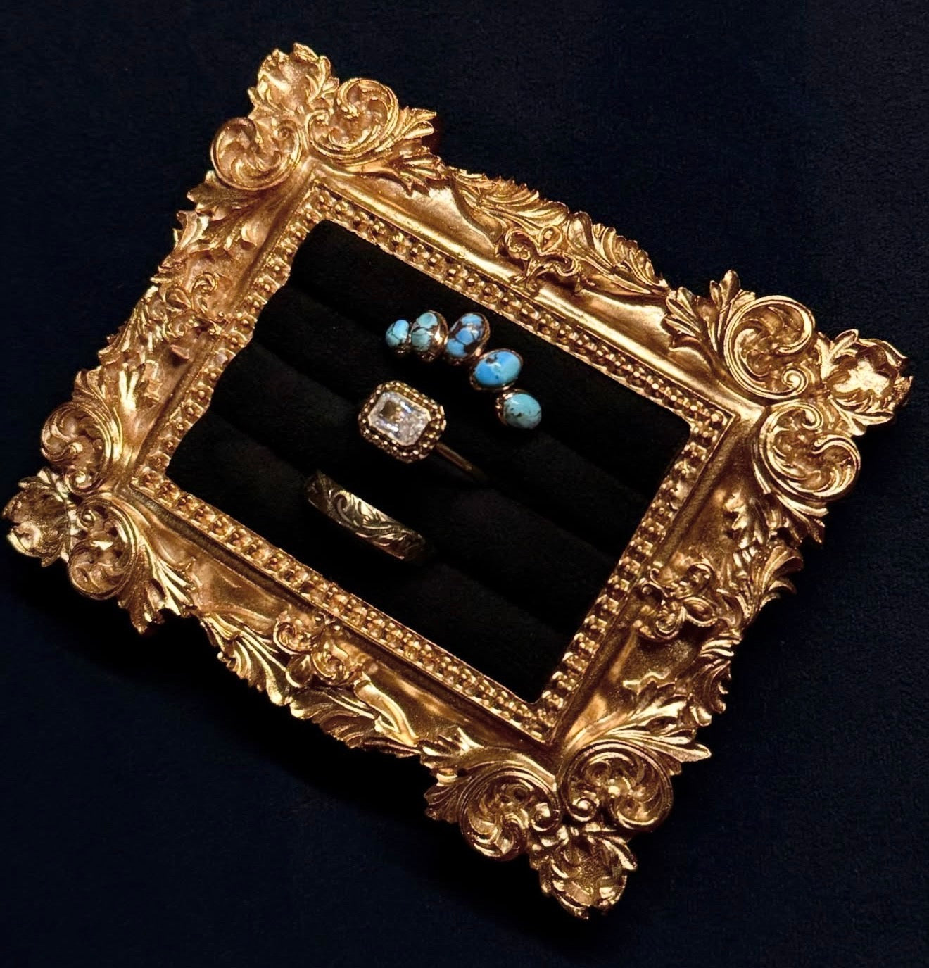 LIMITED EDITION GOLDEN HILLS WEDDING BAND.