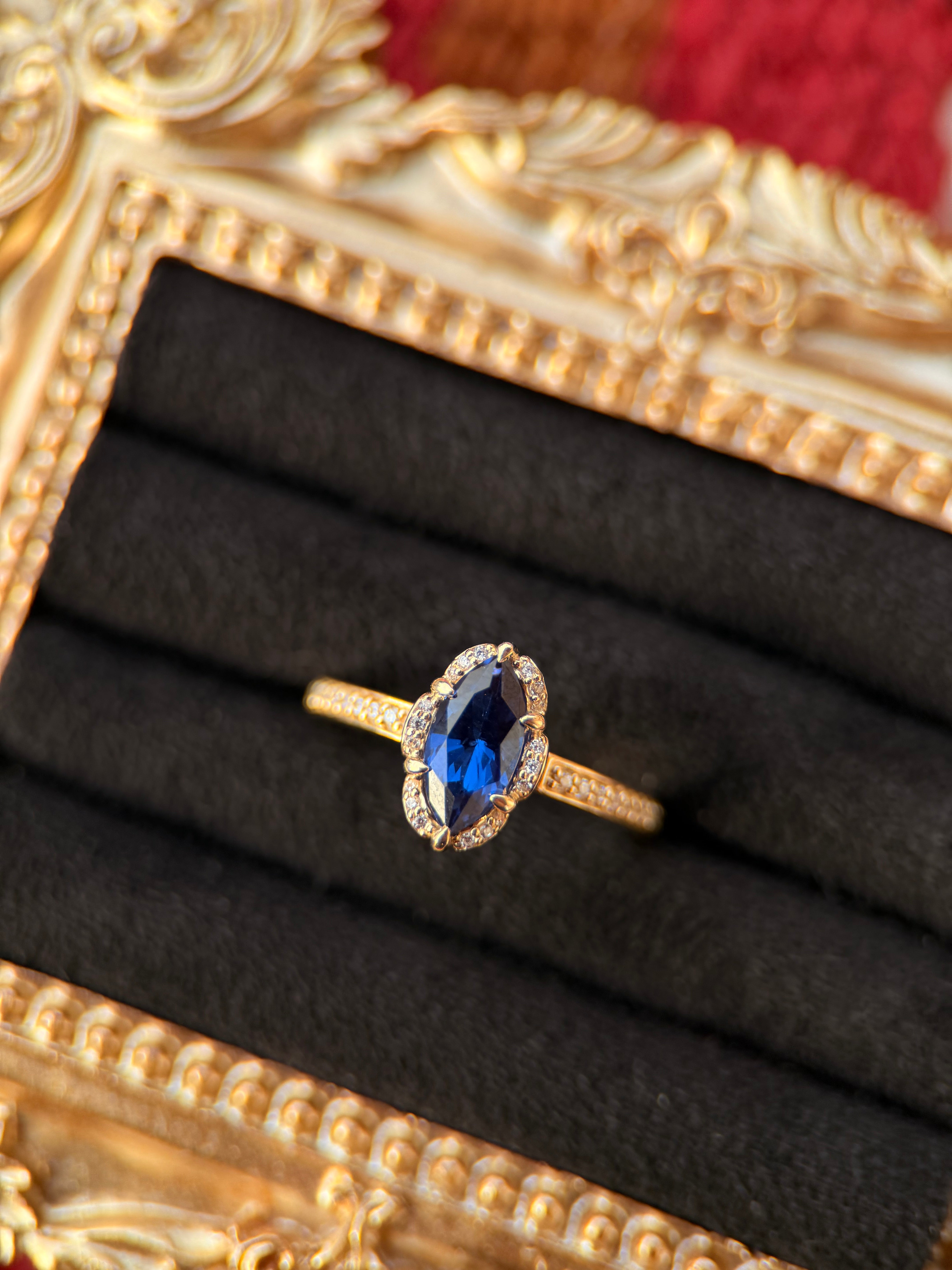 10K YELLOW GOLD BLUE SAPPHIRE & DIAMOND.