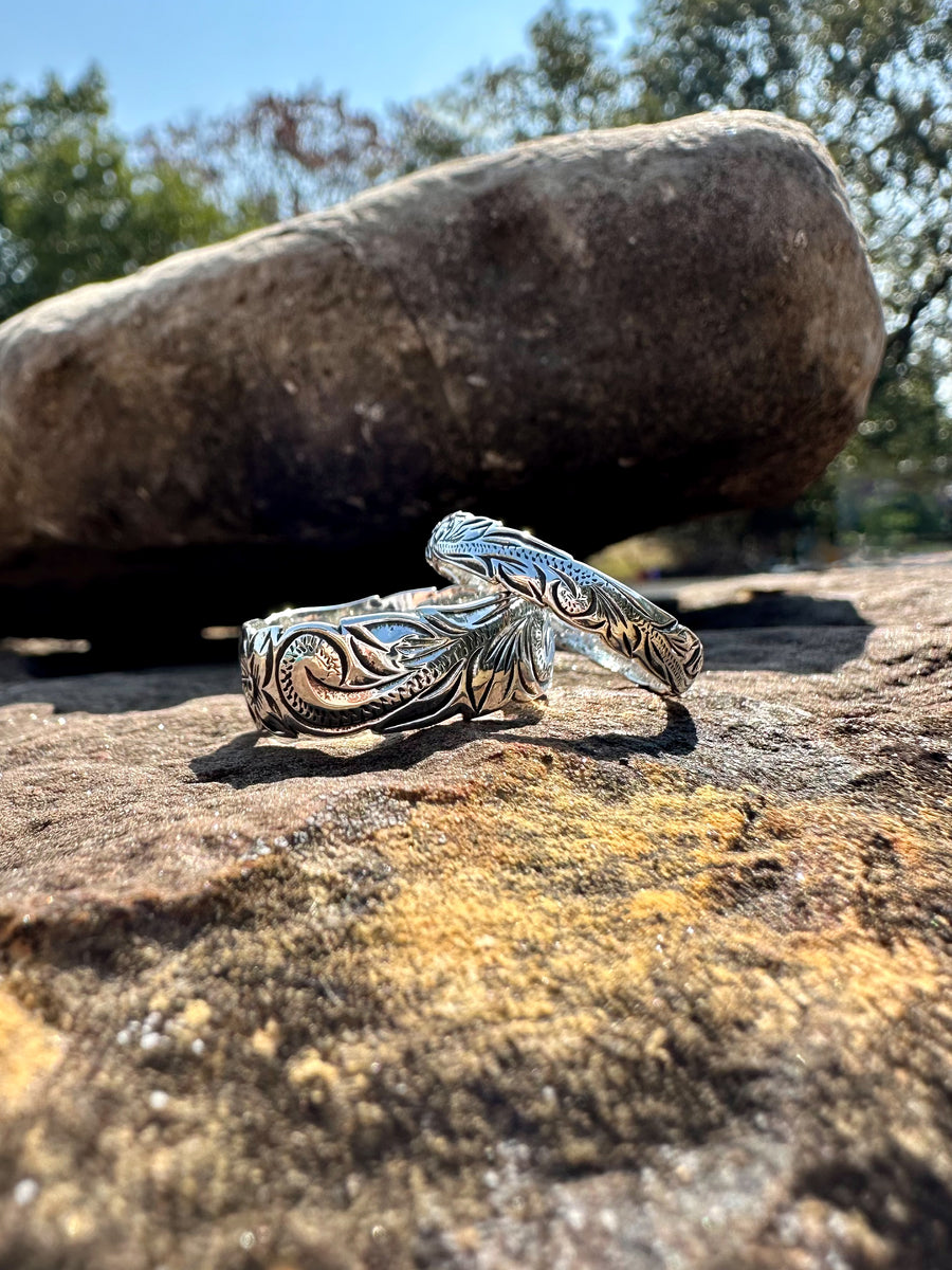 WOMENS STANDARD ENGRAVED STERLING BANDS.